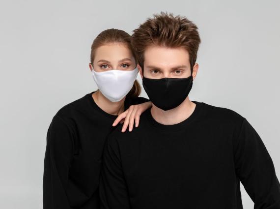 Маска для лица, белая