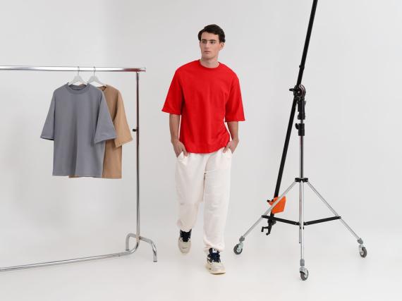 Футболка оверсайз унисекс Kosmos 2.0, красная (алая), размер M/L